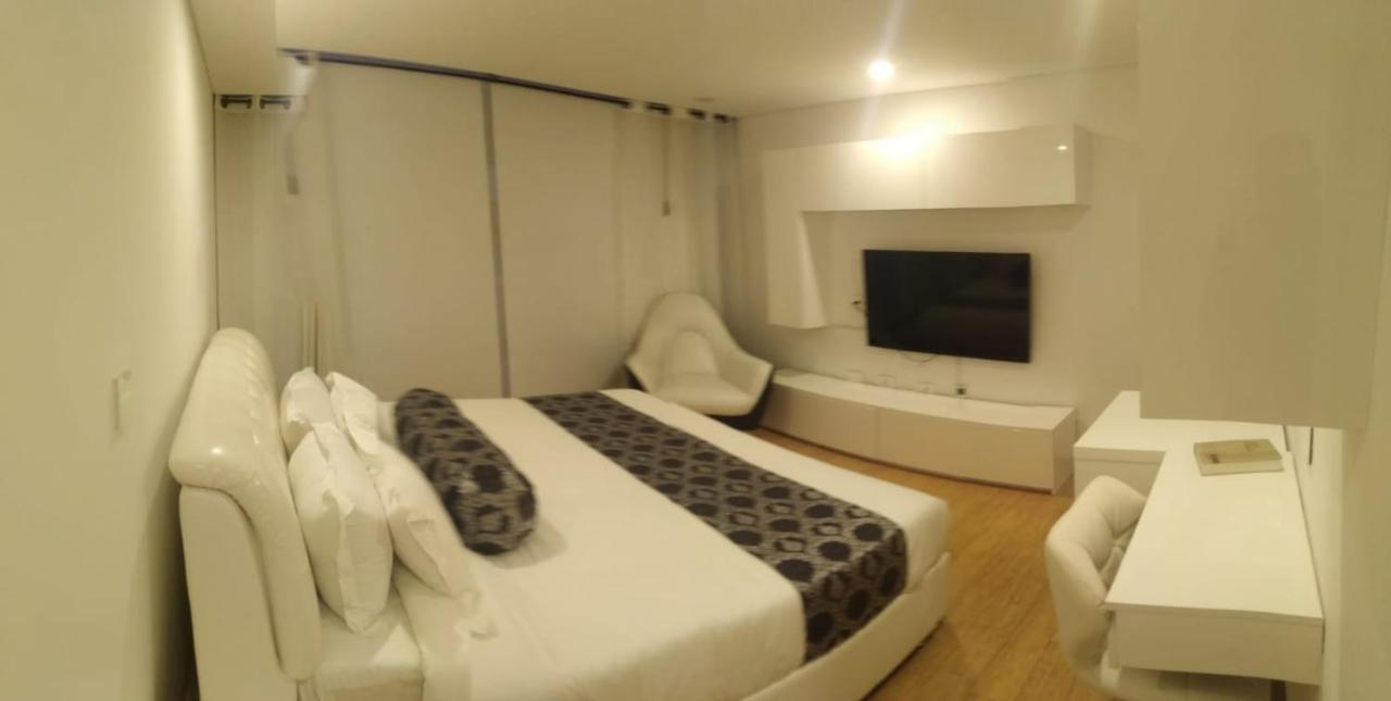 Apartasuite Edificio Monir Bogotá Zewnętrze zdjęcie