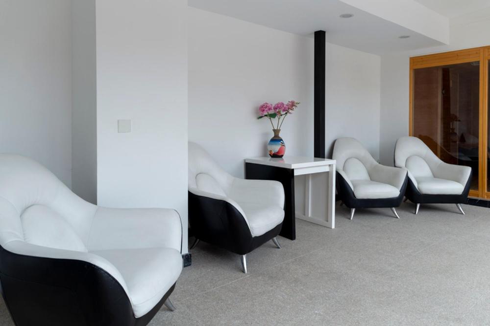 Apartasuite Edificio Monir Bogotá Zewnętrze zdjęcie