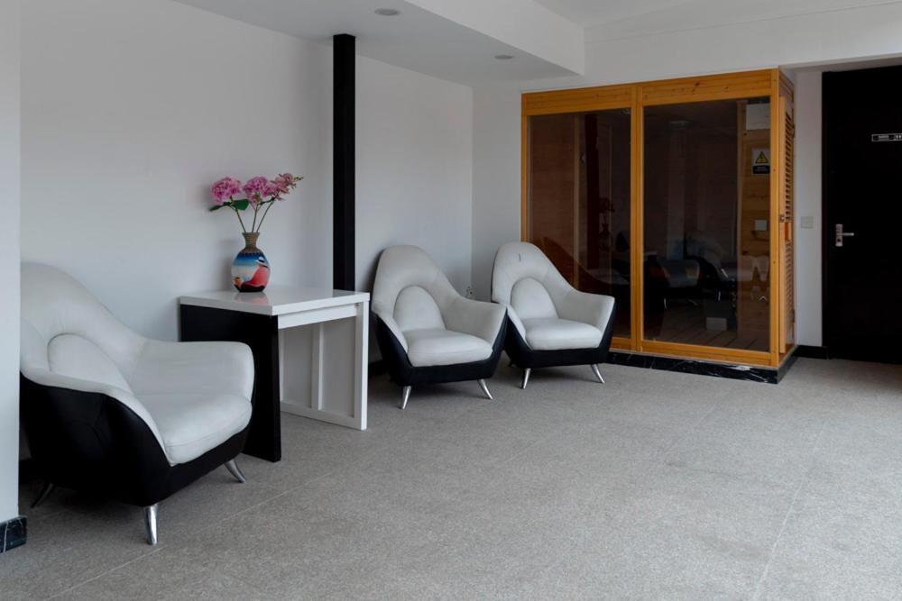 Apartasuite Edificio Monir Bogotá Zewnętrze zdjęcie